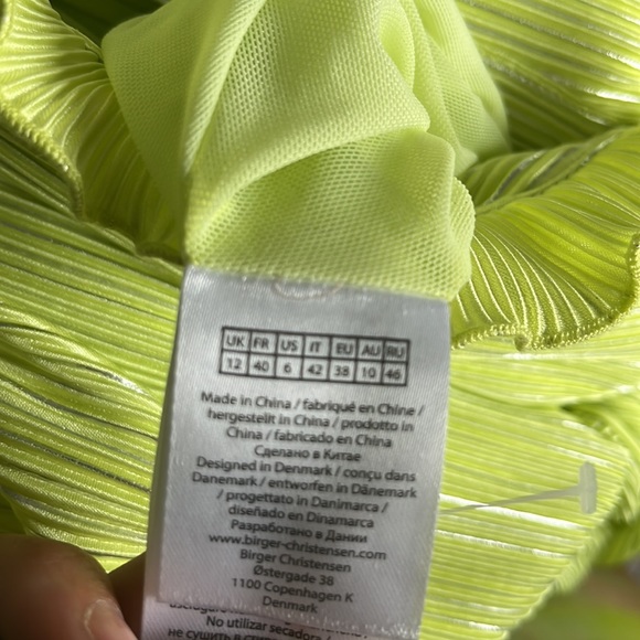 Rotate like green dress - Picture 4 of 5